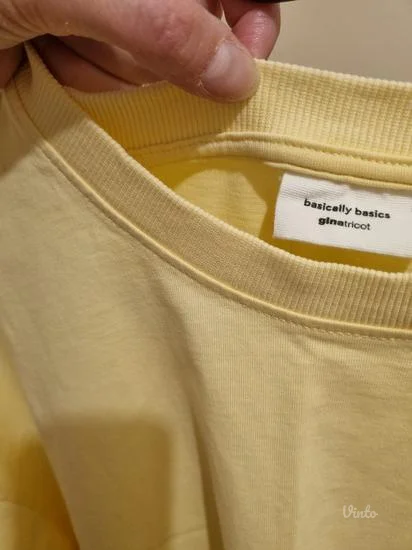 Novo! Divna GINA TRICOT majica