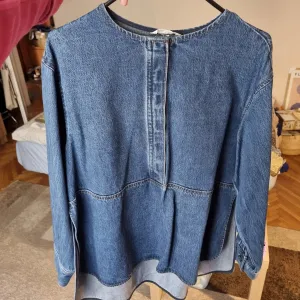 Novo! Divna H&M kosulja od teksasa