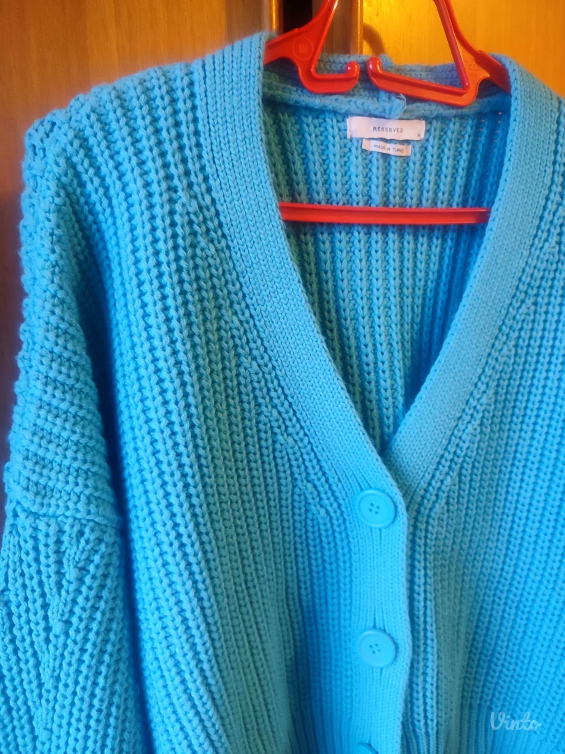 Reserved plavi dzemper