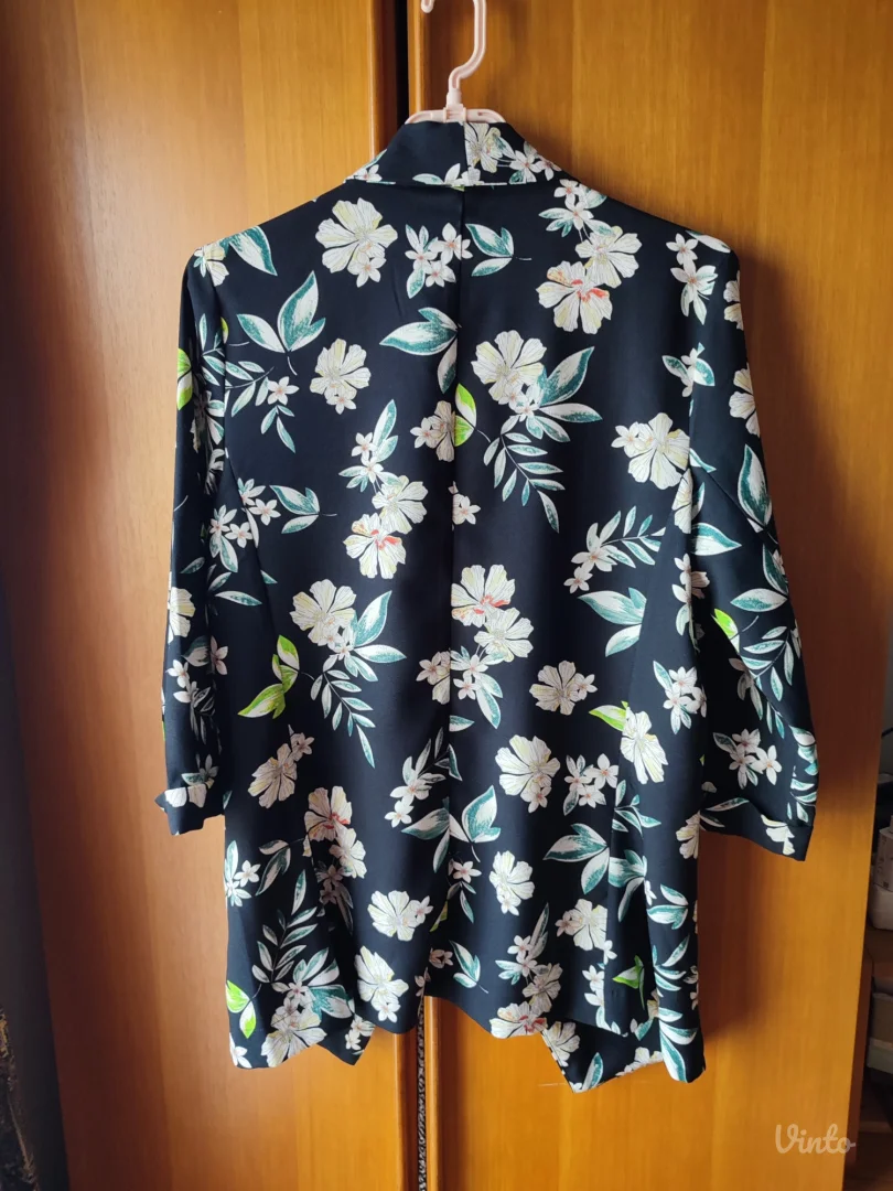 Orsay cvetni blejzer