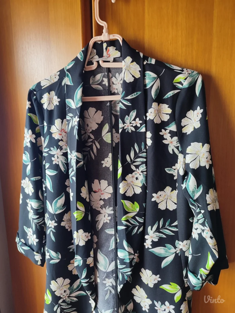 Orsay cvetni blejzer