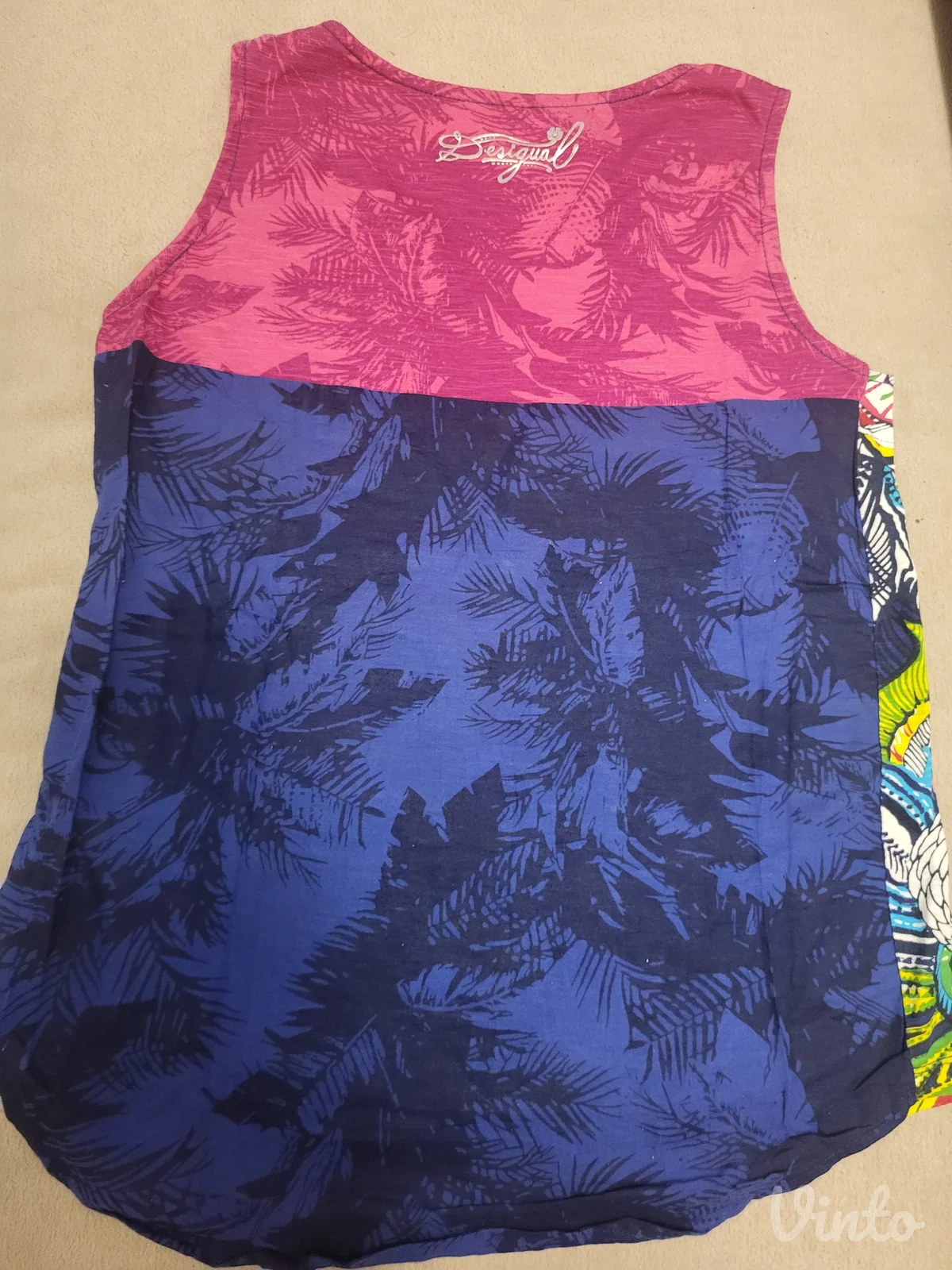 Majica desigual