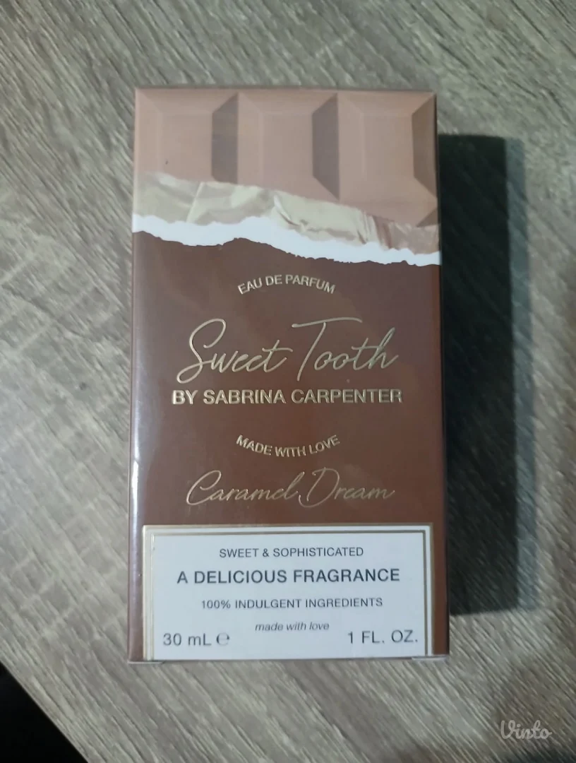 NOVO! 1500 Sabrina Carpenter parfem