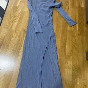 House haljina uz telo