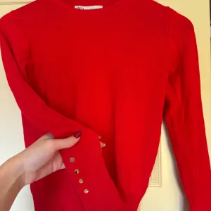 Zara-crveni ženski džemper