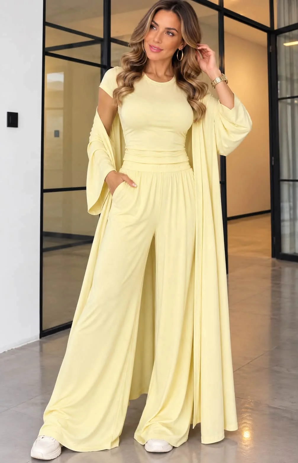 Kompleti pantalone majica kardigan