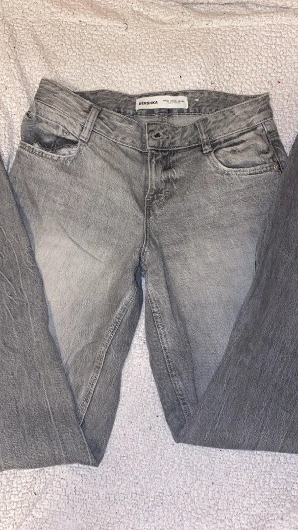 Low rise zenske farmerke