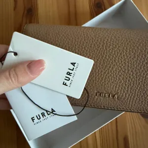 Furla kožni novčanik