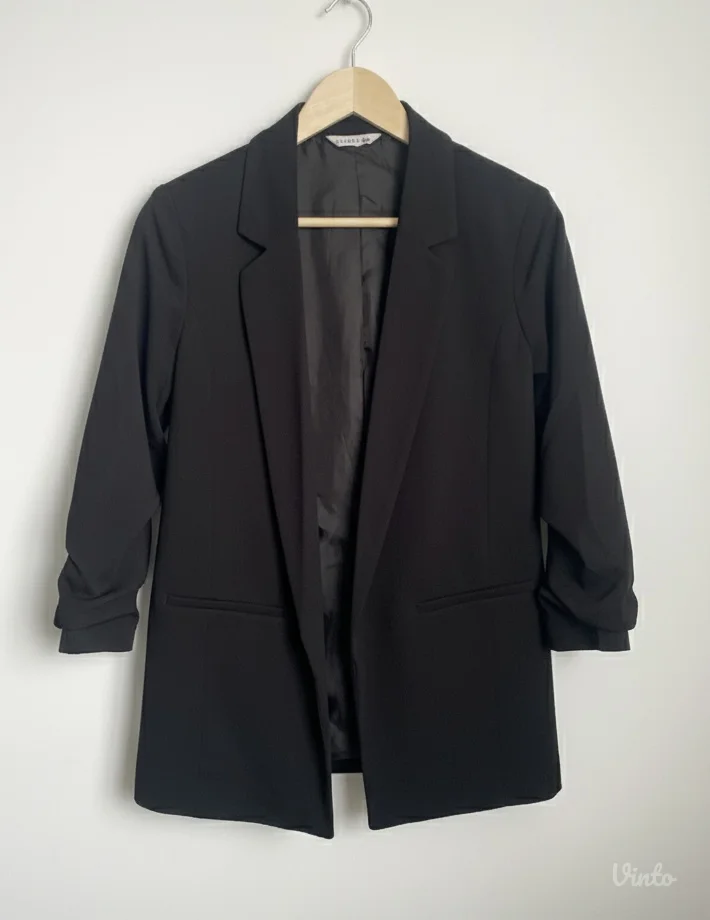 Crni sako veličina S