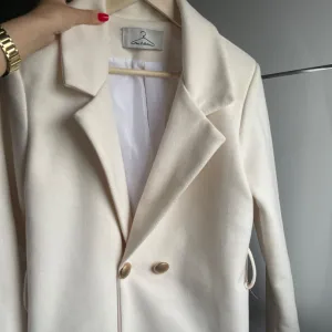 Kaput univerzalan SML