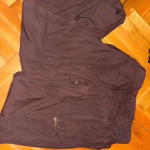 Nike kargo pantalone