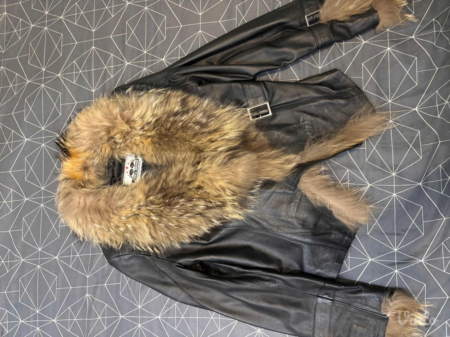 Kožna jakna sa krznom