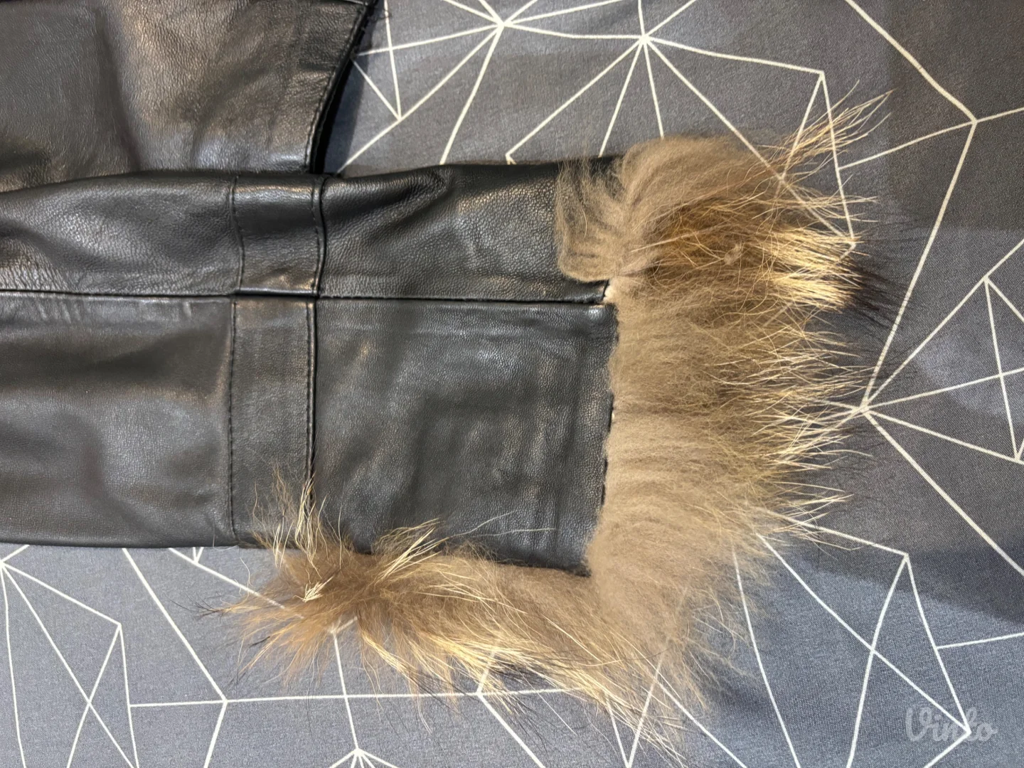 Kožna jakna sa krznom