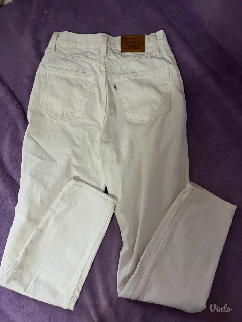 Levis zenske bele farmerice