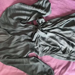 Zara letnja haljinica