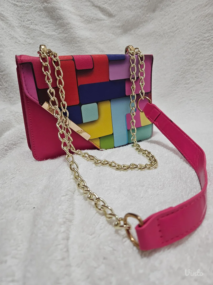 Ženska NOVA torbica