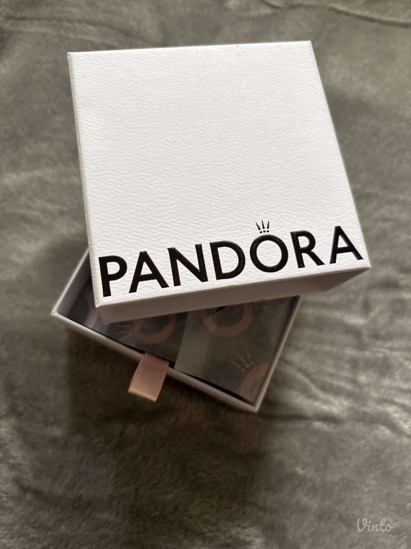 Pandora narukvica