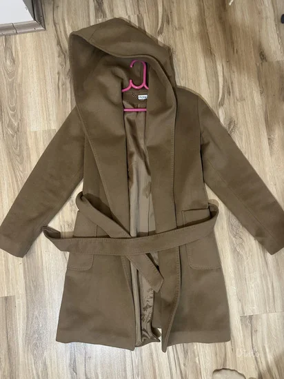 Mona kaput FINALNO SNIZENJE🛍️