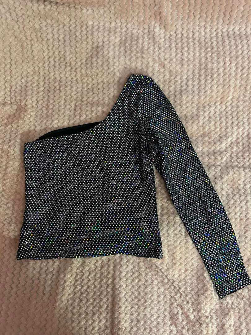 Majica sa sljokicama