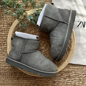 Ugg kratke cizmice