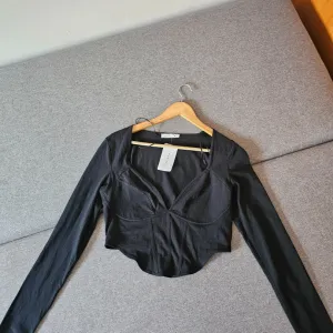NOVO Crna TERRANOVA bluza