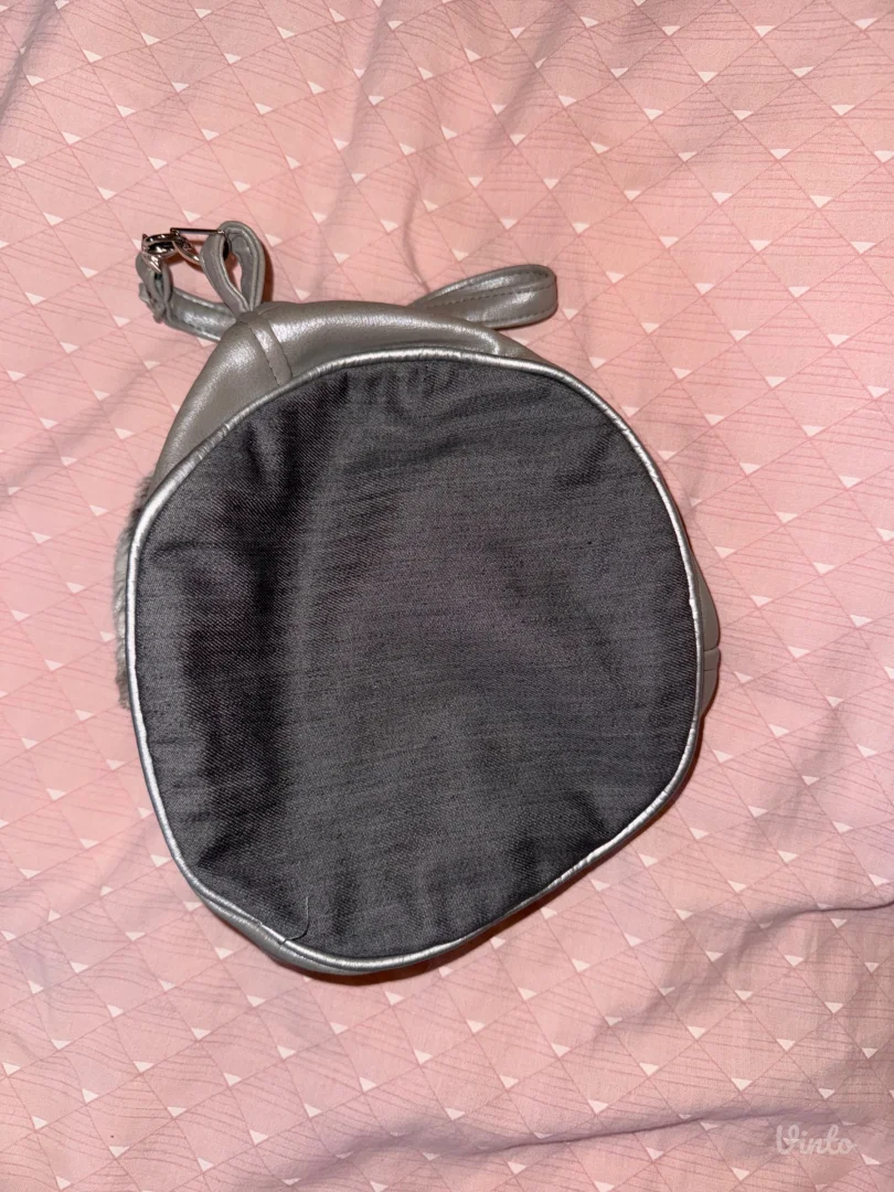 Katrin torbica/neseser