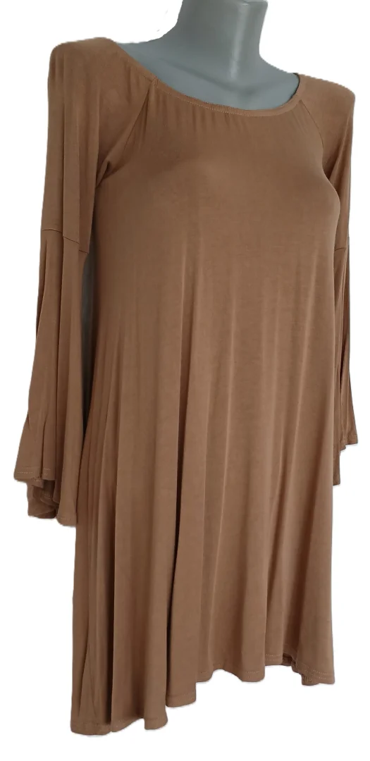 Boohoo haljina sa dugim leptir rukavima