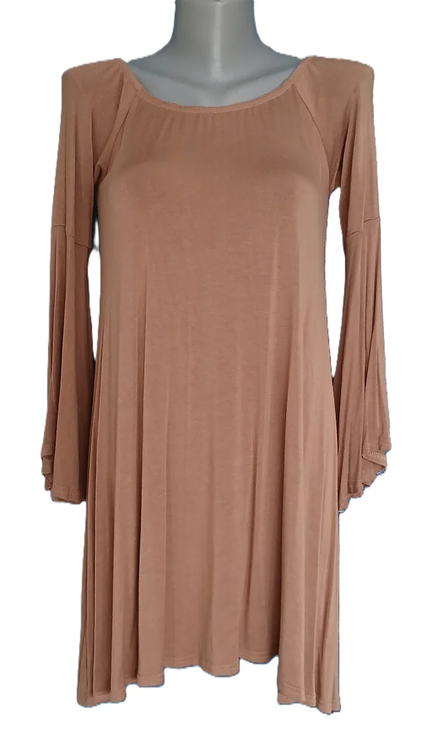 Boohoo haljina sa dugim leptir rukavima