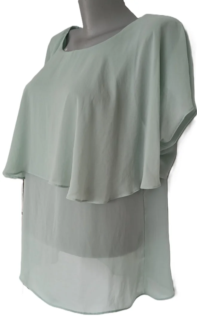 Elegantna bluza sa volanima