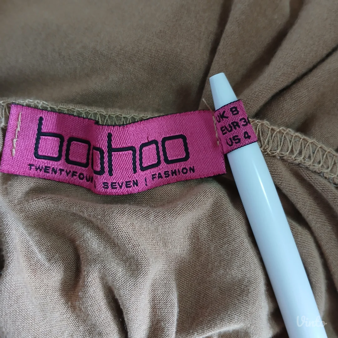 Boohoo haljina sa dugim leptir rukavima