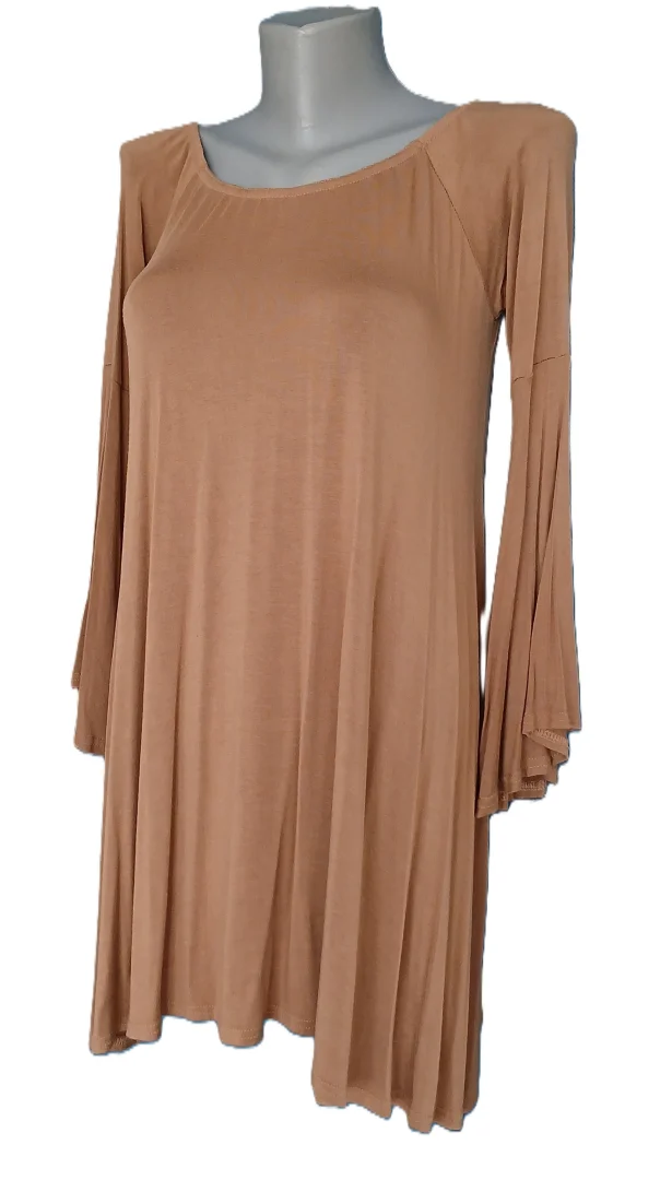 Boohoo haljina sa dugim leptir rukavima