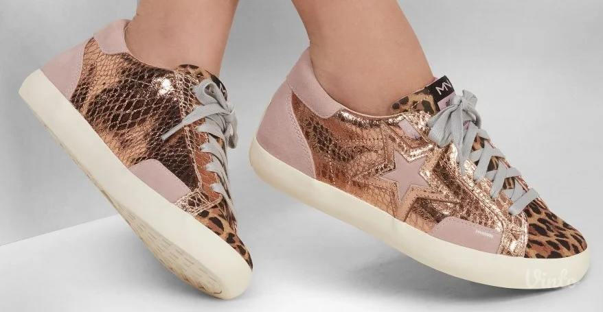 Skechers by mark Nason