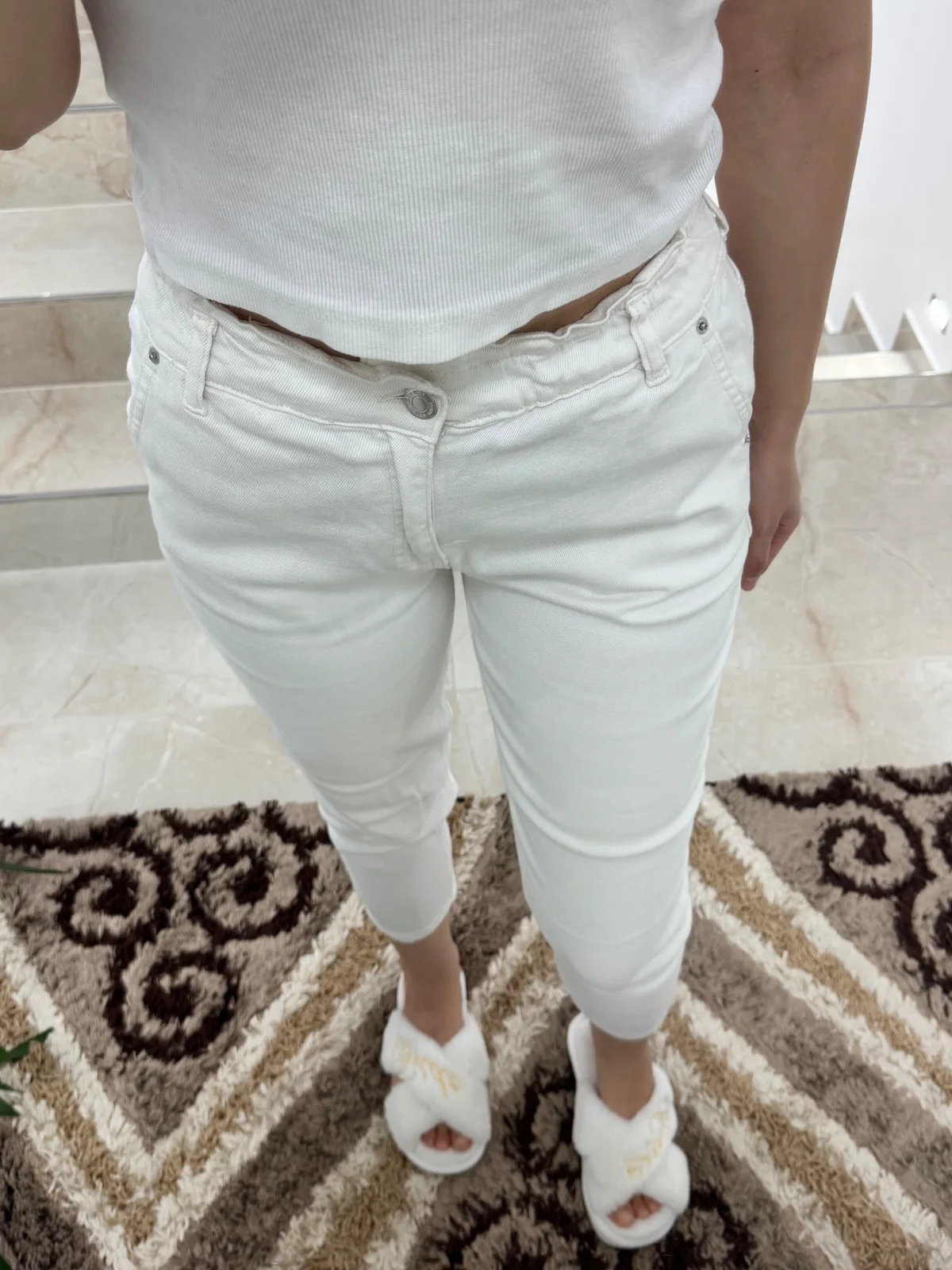 Bele pantalone