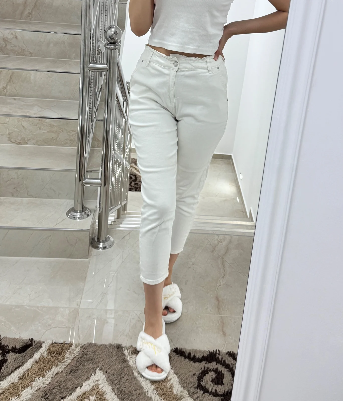 Bele pantalone