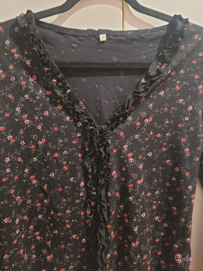 Crni cvetni kardigan