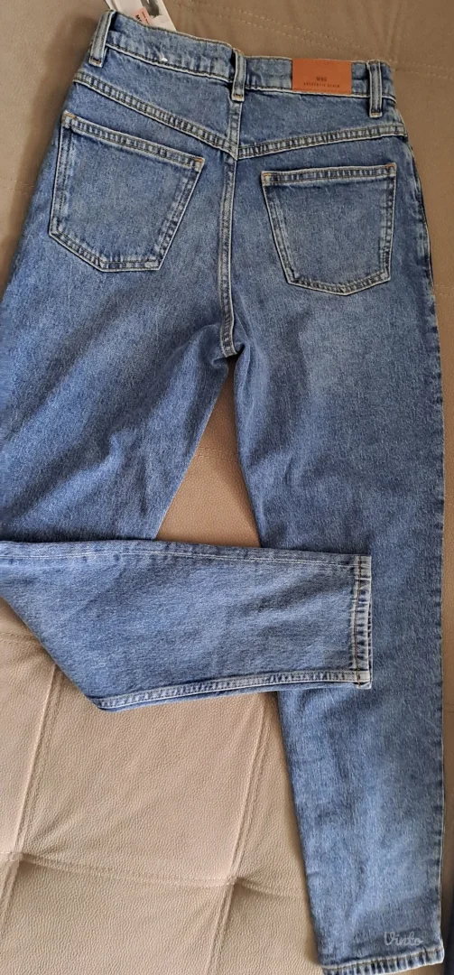 Mango mom comfort ankle farmerice, etiketa