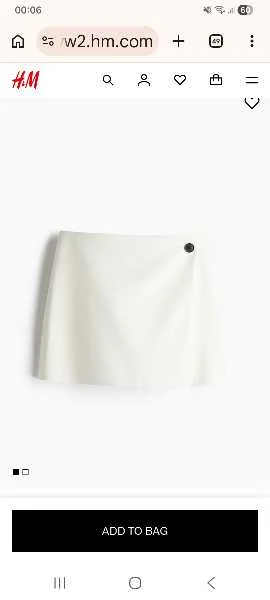 Suknja-šorts na preklop sa etiketom