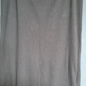 H&M rebrasta suknja