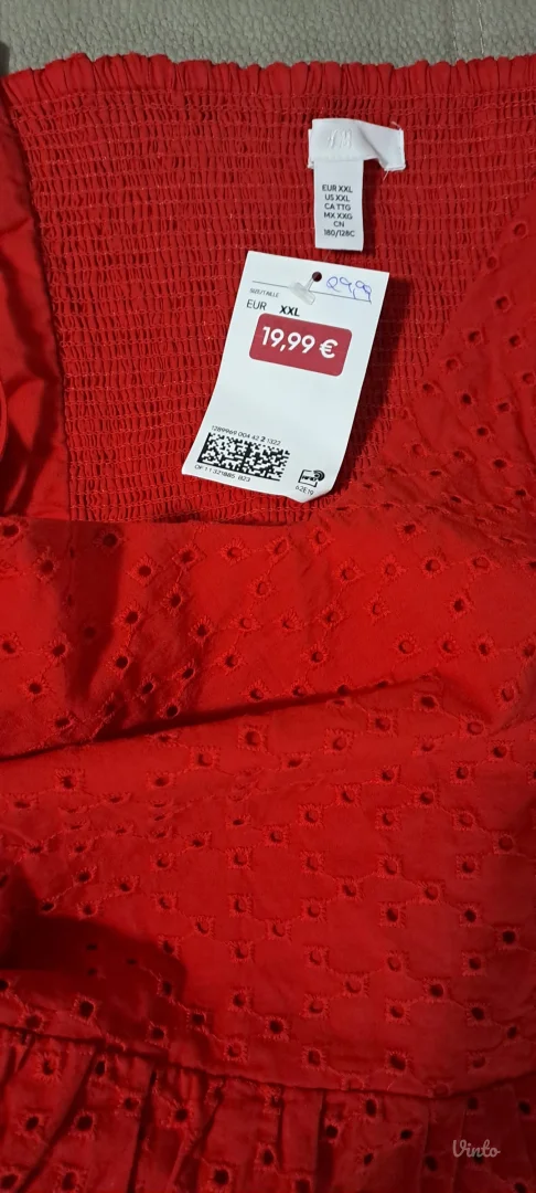 Haljina na bretele u engleskom vezu
