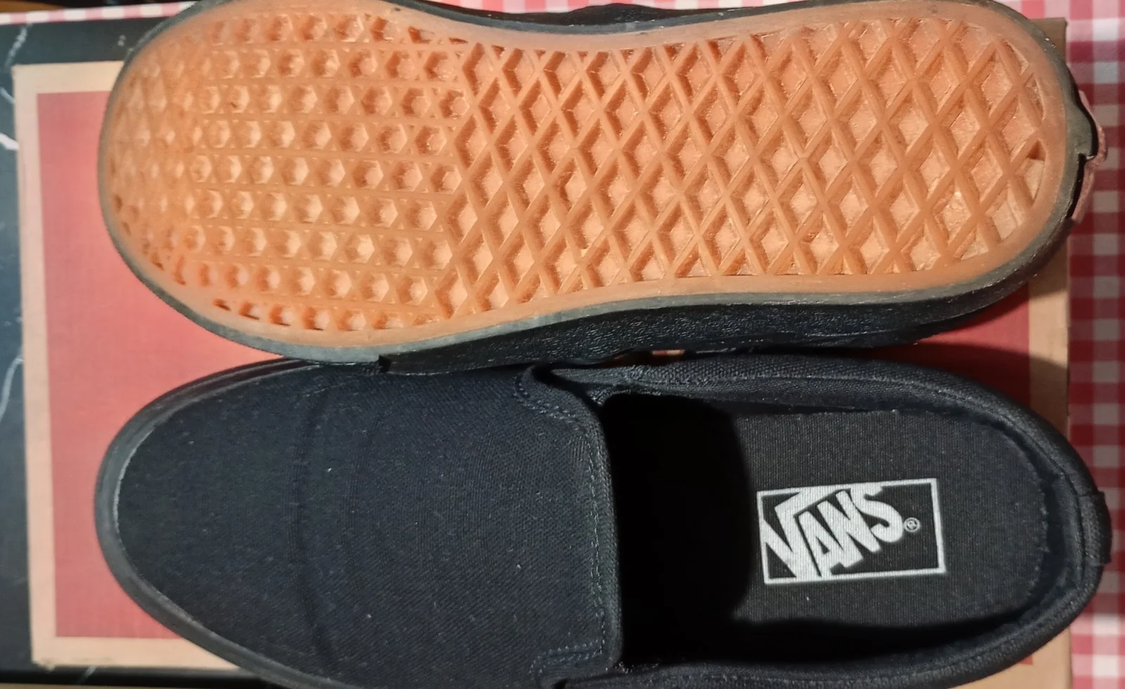 Vans Asher muške crne ležerne patike slip-on