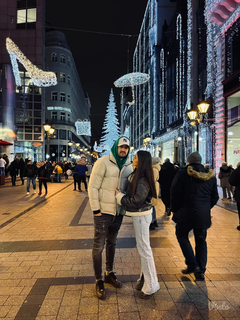 Bershka jakna sa krznom