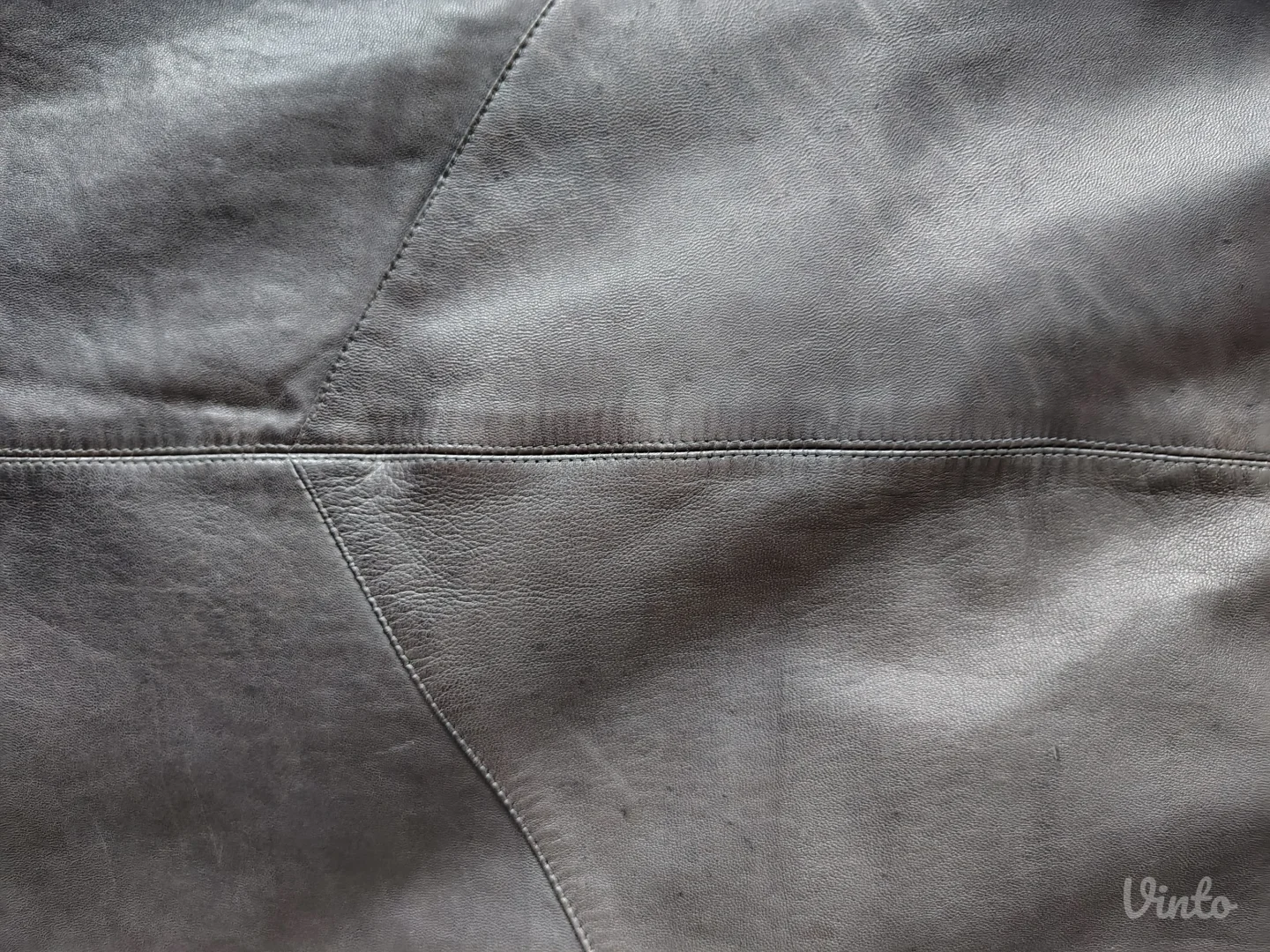 Rosner kožna suknja iz 80-ih – prava mekana koža