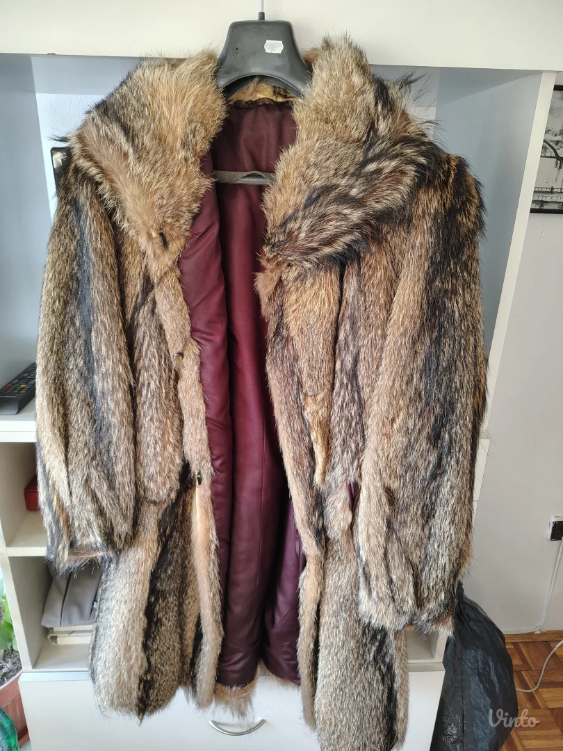 Bunda od prirodnog krzna (korejski pas)