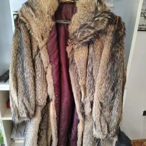 Bunda od prirodnog krzna (korejski pas)