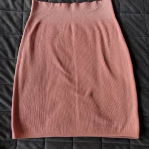 Kašmir & svila suknja – Brunello Cucinelli (Unger)