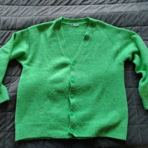 Zara muški džemper L