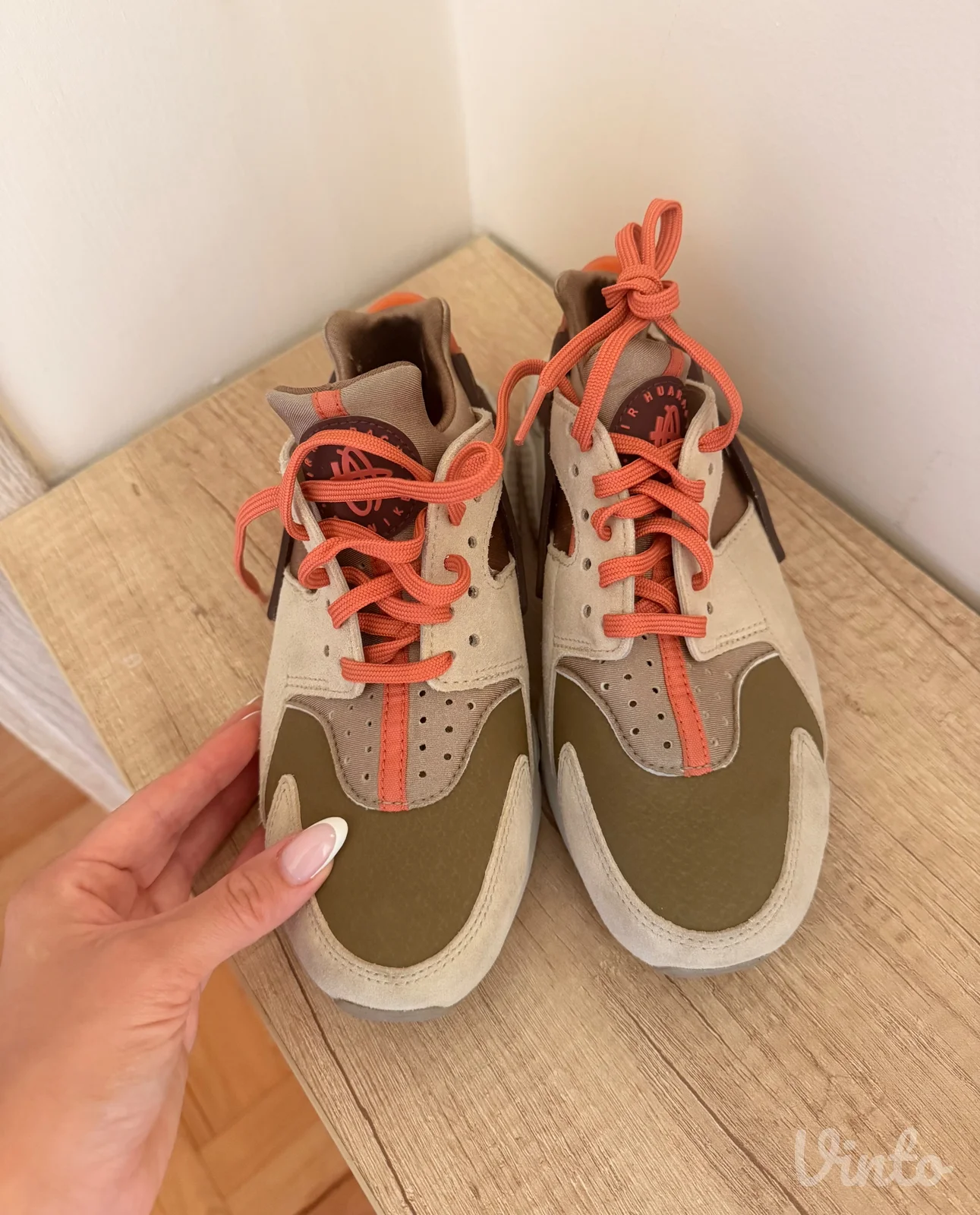 NIKE Air Huarache