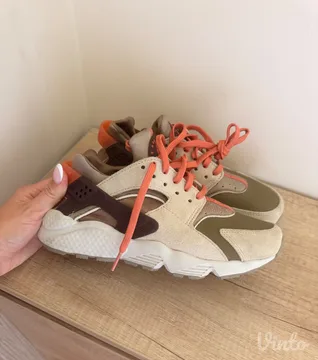 NIKE Air Huarache