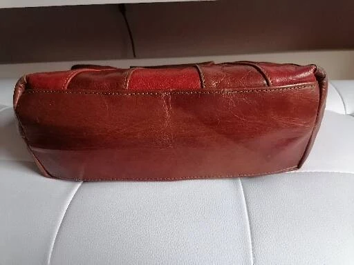 Torba iz Tunisa od pečene kamilje kože kao nova