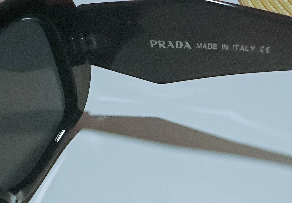 Prada Naocare